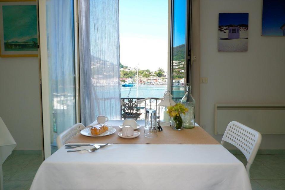 La Casa Di Antonia Lejlighed Ischia Eksteriør billede
